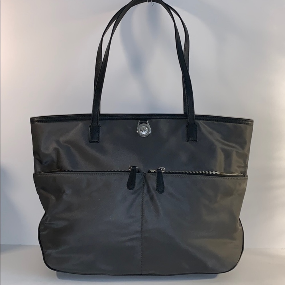 Michael Kors Kempton Nylon gray & black Tote bag